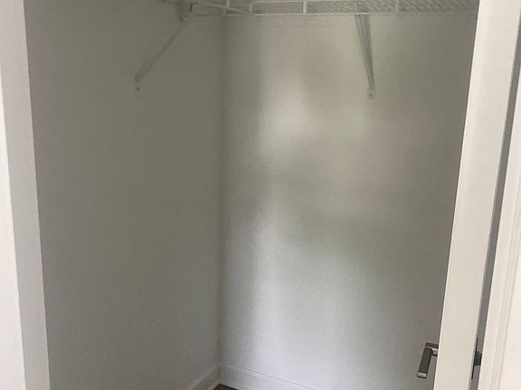 4th image of 2260 86th Dr