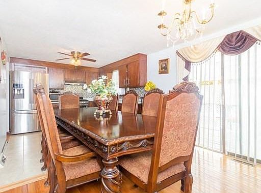 5th image of 82 Acorn Dr
