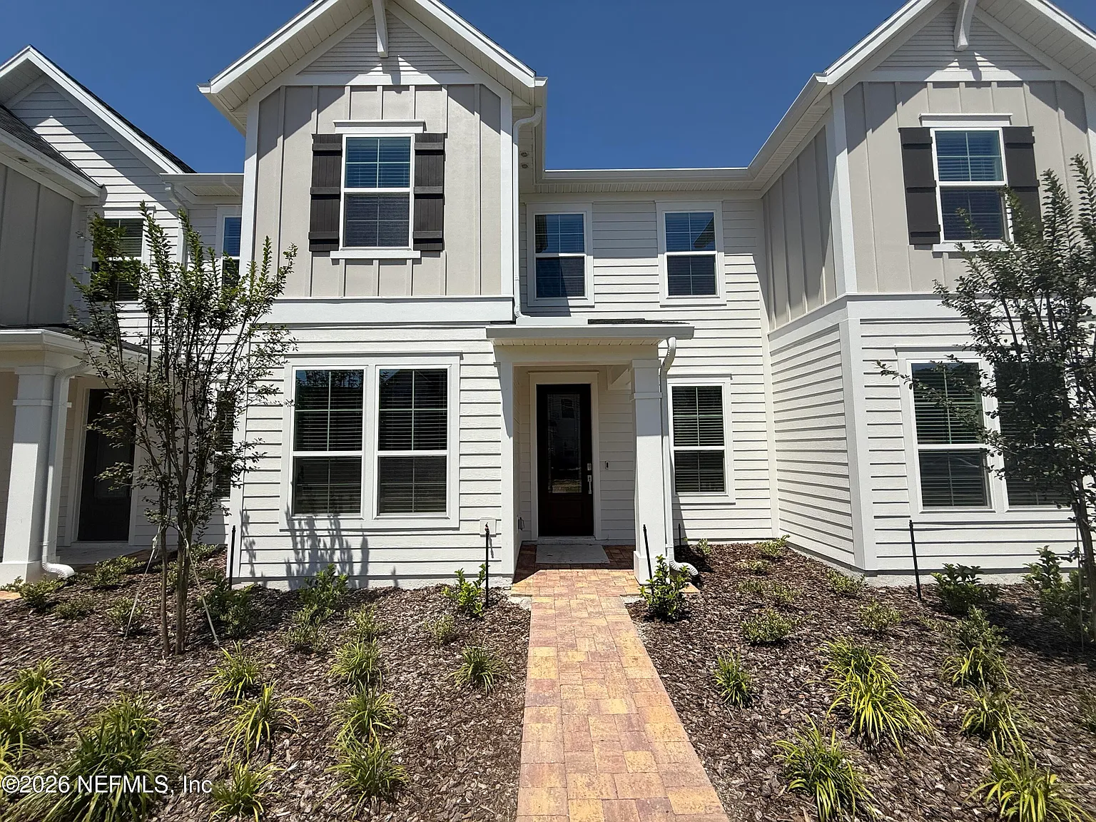 3 bed, 2.5 bath, 1798 sqft, $2,700 — Photo 2