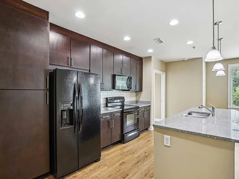 The Rocca Apartments — Photo 11
