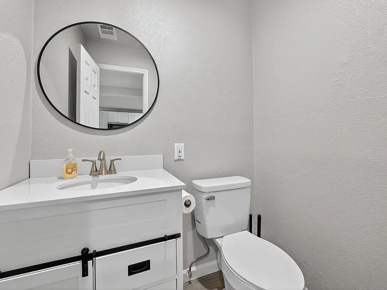 324 N Shore Pl — Photo 19