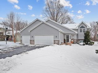 613 Ash Cir, Belle Plaine, MN 56011