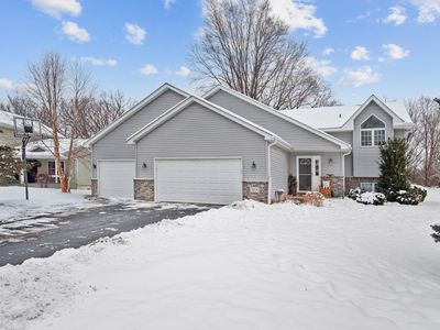 613 Ash Cir, Belle Plaine, MN, 56011