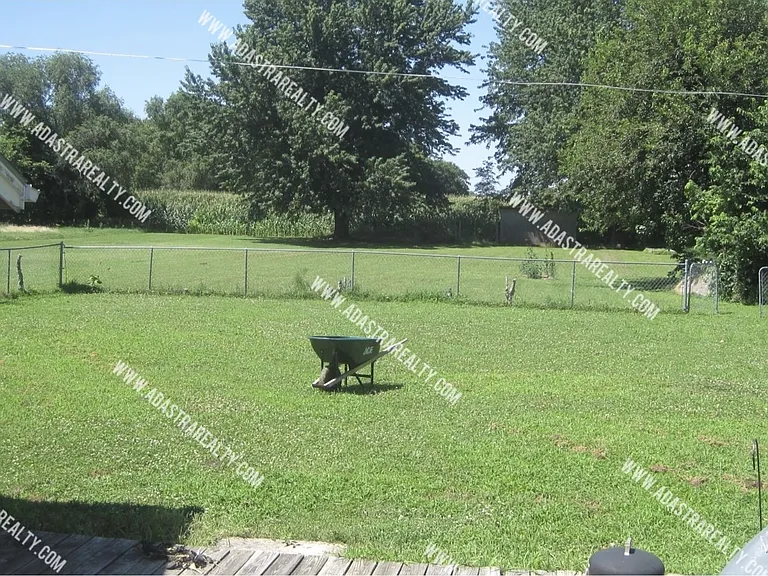 1508 N 1732nd Rd — Photo 3