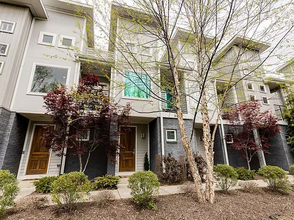 3rd image of 1240 2nd Ave S APT 3