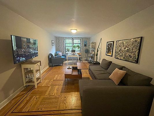 2nd image of 31-45 Crescent St #7