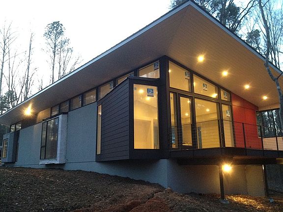 2nd image of 920 Deer Nest Ln