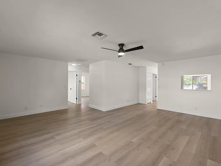 7406 Willow Spring Cir N — Photo 14