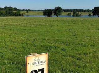 305 Sailview Ct, Honey Grove, TX 75446