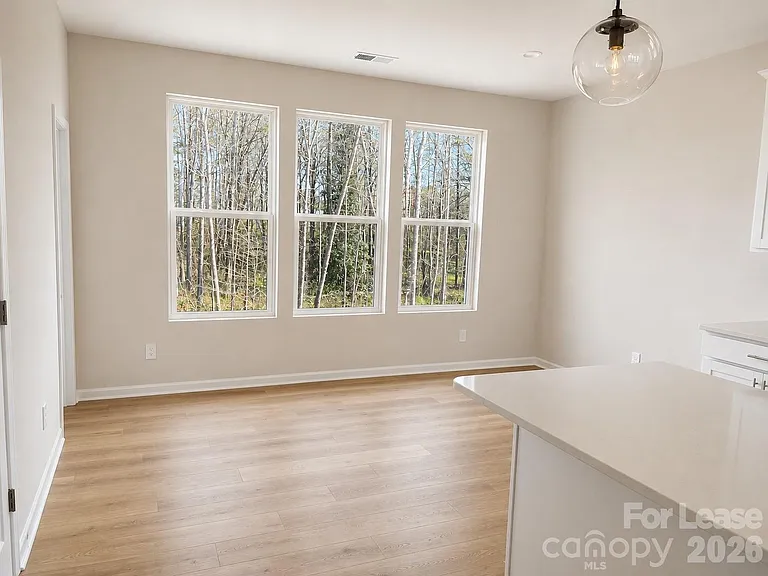 2332 Donnely Hills Ln — Photo 6