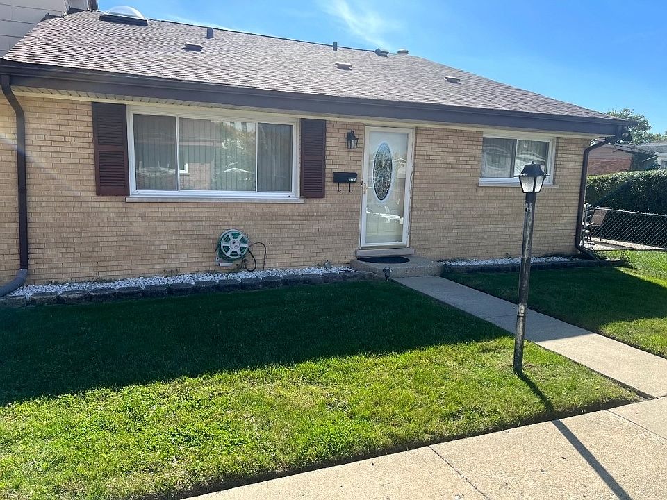 1st image of 9462 Hamlin Ave
