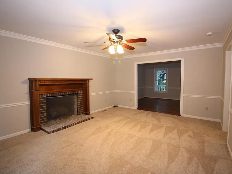 508 Foxhound Rd — Photo 4