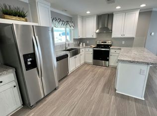 5002 Coopers Hawk Pl, Zephyrhills, FL 33541