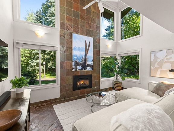 2nd image of 1386 Dollar Meadow Condo Dr