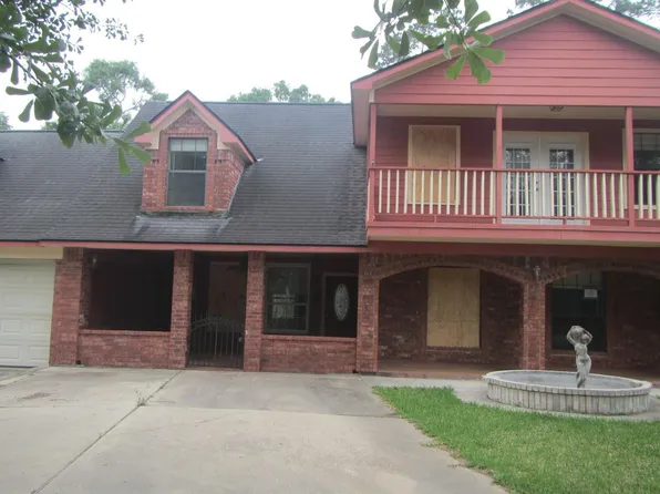 5934 Deerwood Dr, Conroe, TX 77306