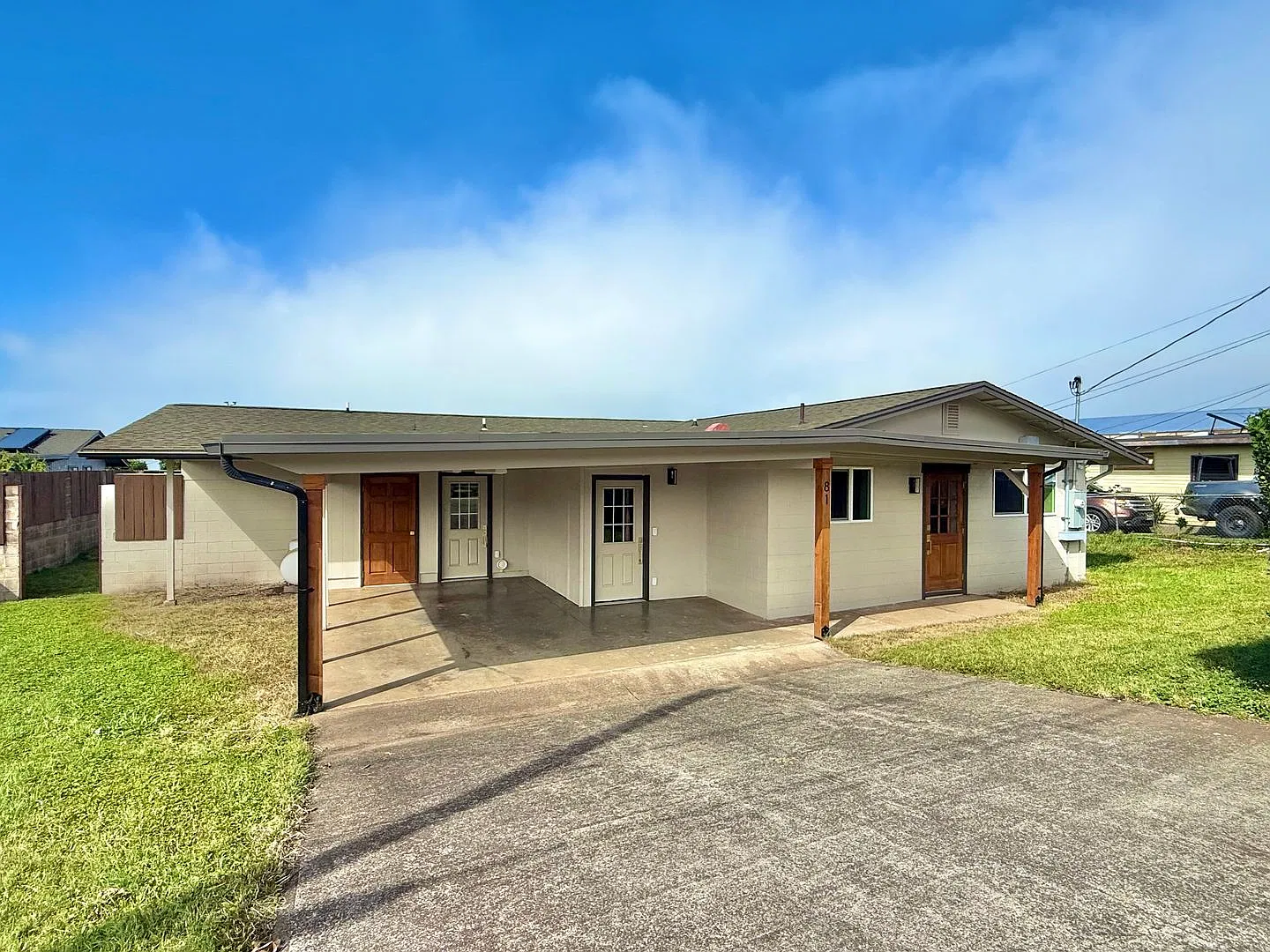 Newly Renovated 2 Bedroom / 1 Bathroom Attached 'Ohana Unit For Rent in Makawao! — Photo 2