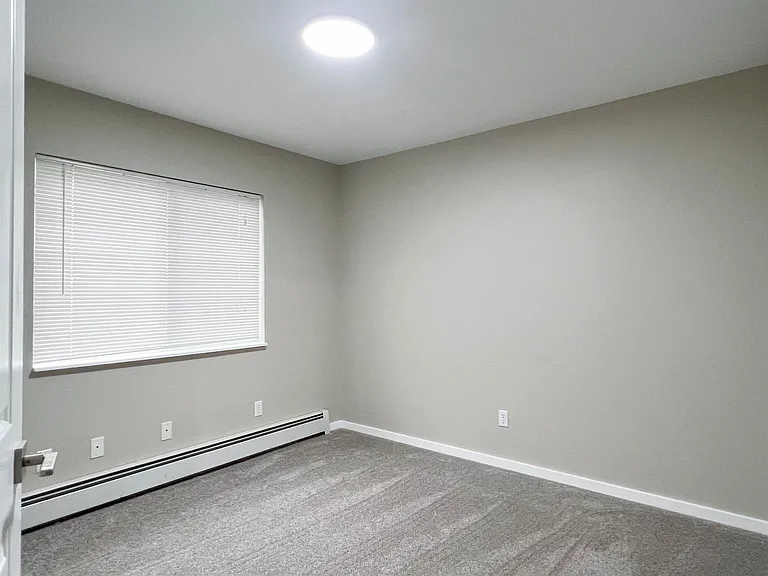 17416 Adams Ln — Photo 24