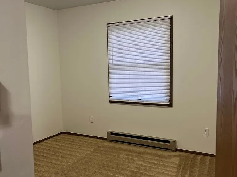 Bank Street Apartments — Photo 16