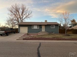 62 Solar Dr, Pueblo, CO 81005