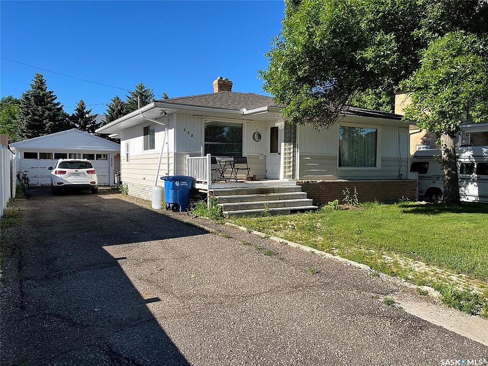 1st image of 112 2nd AVENUE W