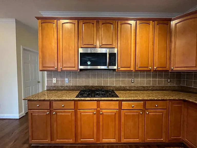 8700 Gooch Ct — Photo 11