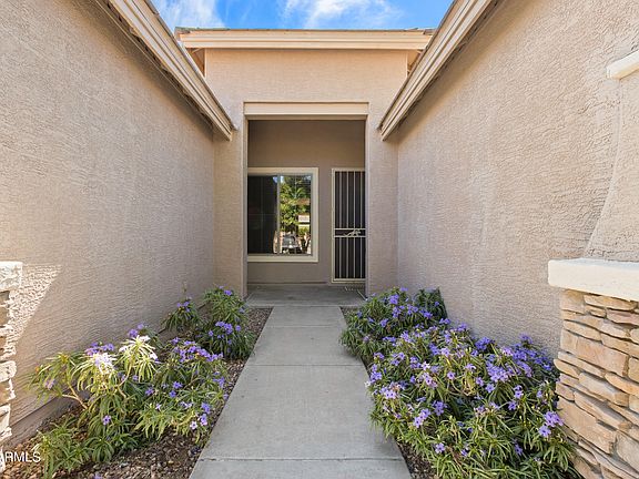 4th image of 3439 W WARREN Drive
