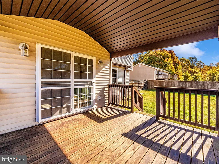 408 Willow Hill Ct — Photo 33