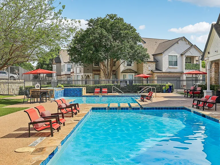 Regency Dell Ranch Apartments — Photo 29