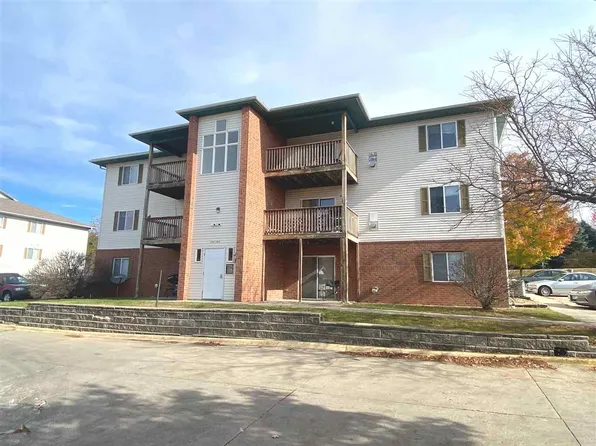 153 S Scott Blvd, Iowa City, IA 52245