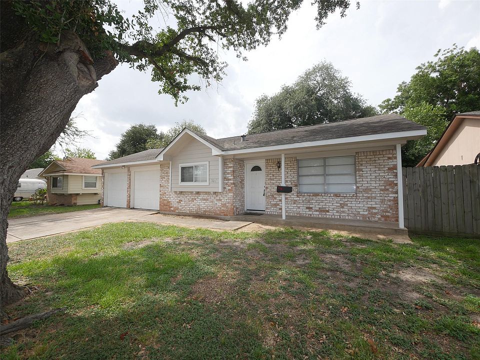 1st image of 3813 Bennett Dr