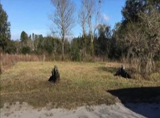 127 Yancey Cir, Satsuma, FL 32189