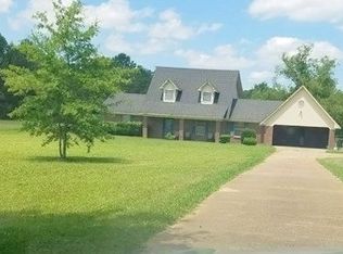 205 Stump Bridge Rd, Canton, MS 39046