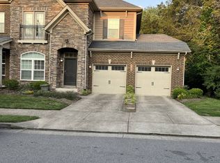 2106 Traemoor Village Ct, Nashville, TN 37209