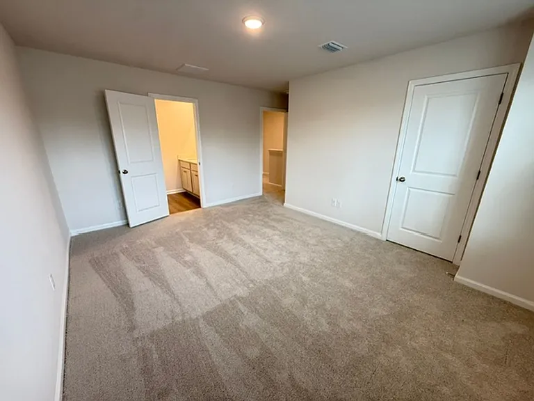 465 Martins Creek Blvd — Photo 10
