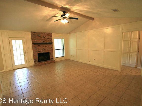 2nd image of 2605 Cumberland Ct