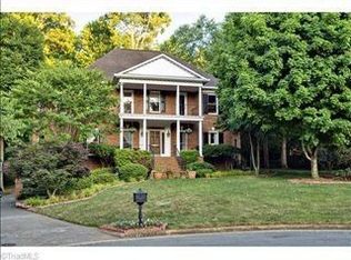 1305 Hunterswood Dr, Winston Salem, NC 27104