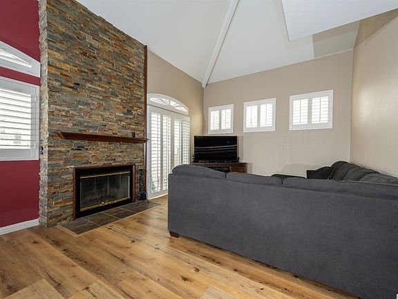 2nd image of 27019 Karns Ct Unit 1301