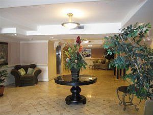 3rd image of 1450 S Beverly Dr APT 204