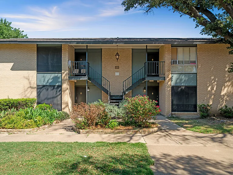 Casita Grove — Photo 28