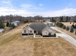 71265 Heritage Ln, Armada, MI 48005