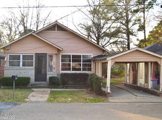 383 Frost St, Canton, MS 39046