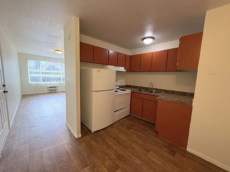 Indigo Apartments — Photo 7