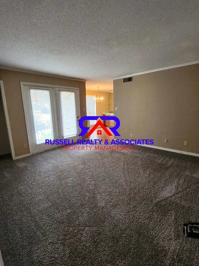 1 bed, 1.0 bath, $800 — Photo 2