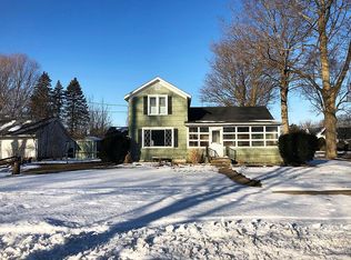 206 S Clark St, Athens, MI 49011