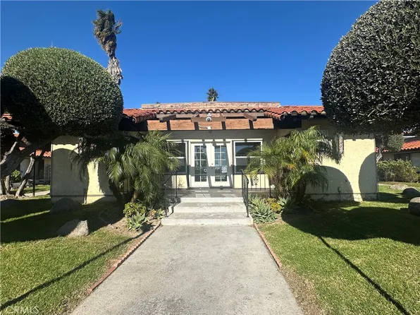 3927 W McFadden Ave APT B, Santa Ana, CA 92704