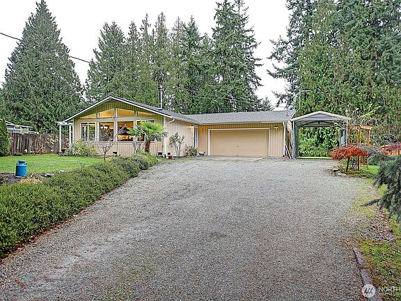 5th image of 2931 SE Camano Drive