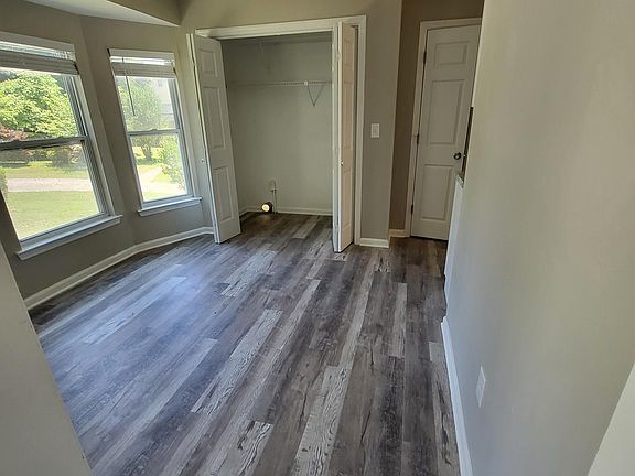 5th image of 857 Cedar Bluff Ct