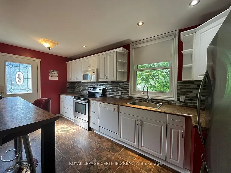 117 E 36th St #MAIN — Photo 5