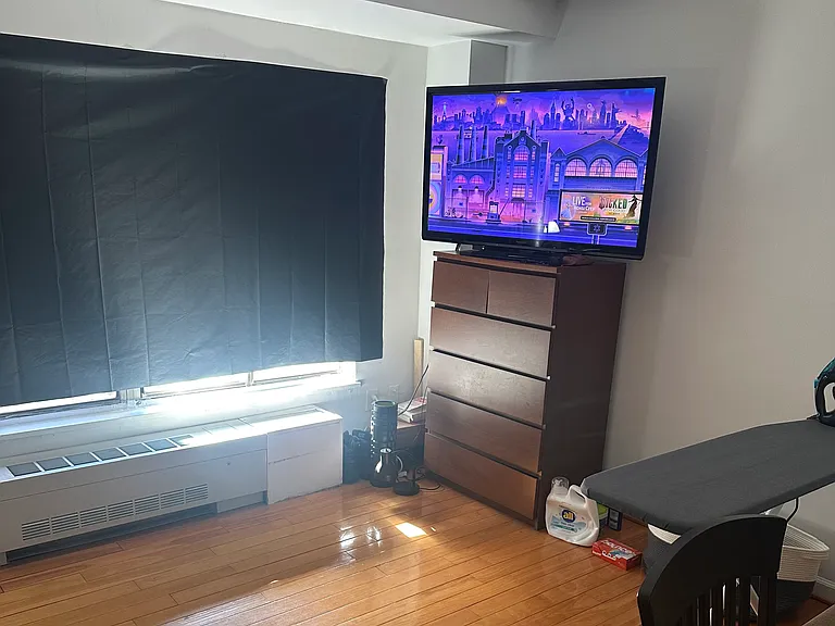 6001 Arlington Blvd #209 — Photo 7