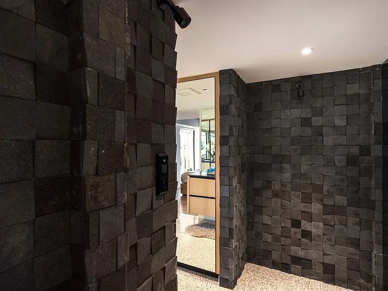 5311 E Mitchell Dr — Photo 14